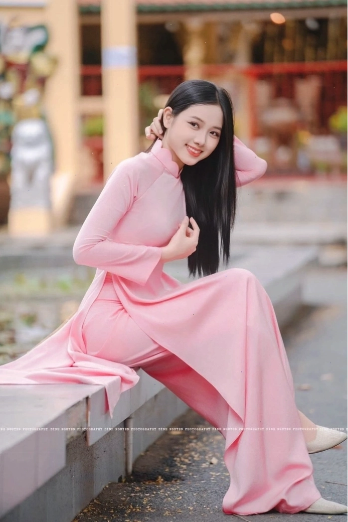 Ảnh gái mặc áo dài đẹp thanh lịch