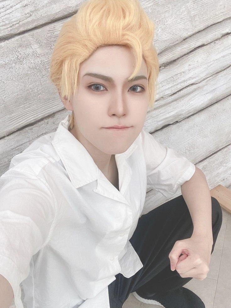 Chiêm ngưỡng bộ ảnh Hanagaki Takemichi cosplay siêu chân thực