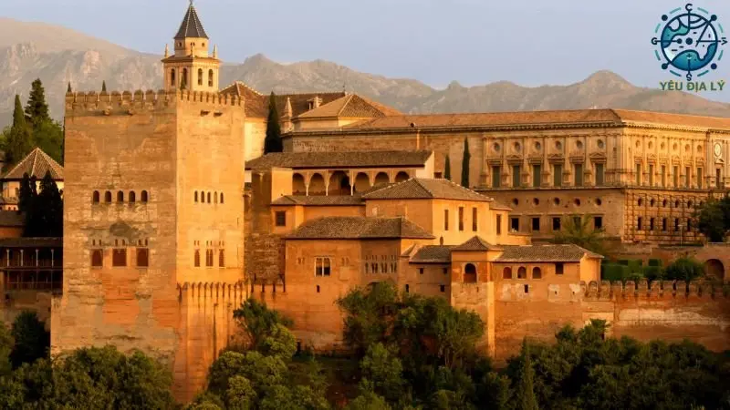 cung-dien-alhambra cung-dien-alhambra
