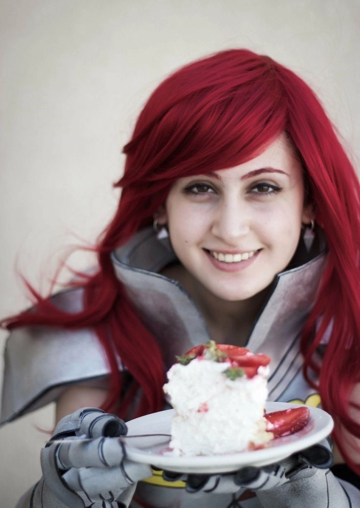 Erza Scarlet Eye Color màu mắt bí ẩn nổi bật giữa dàn nhân vật