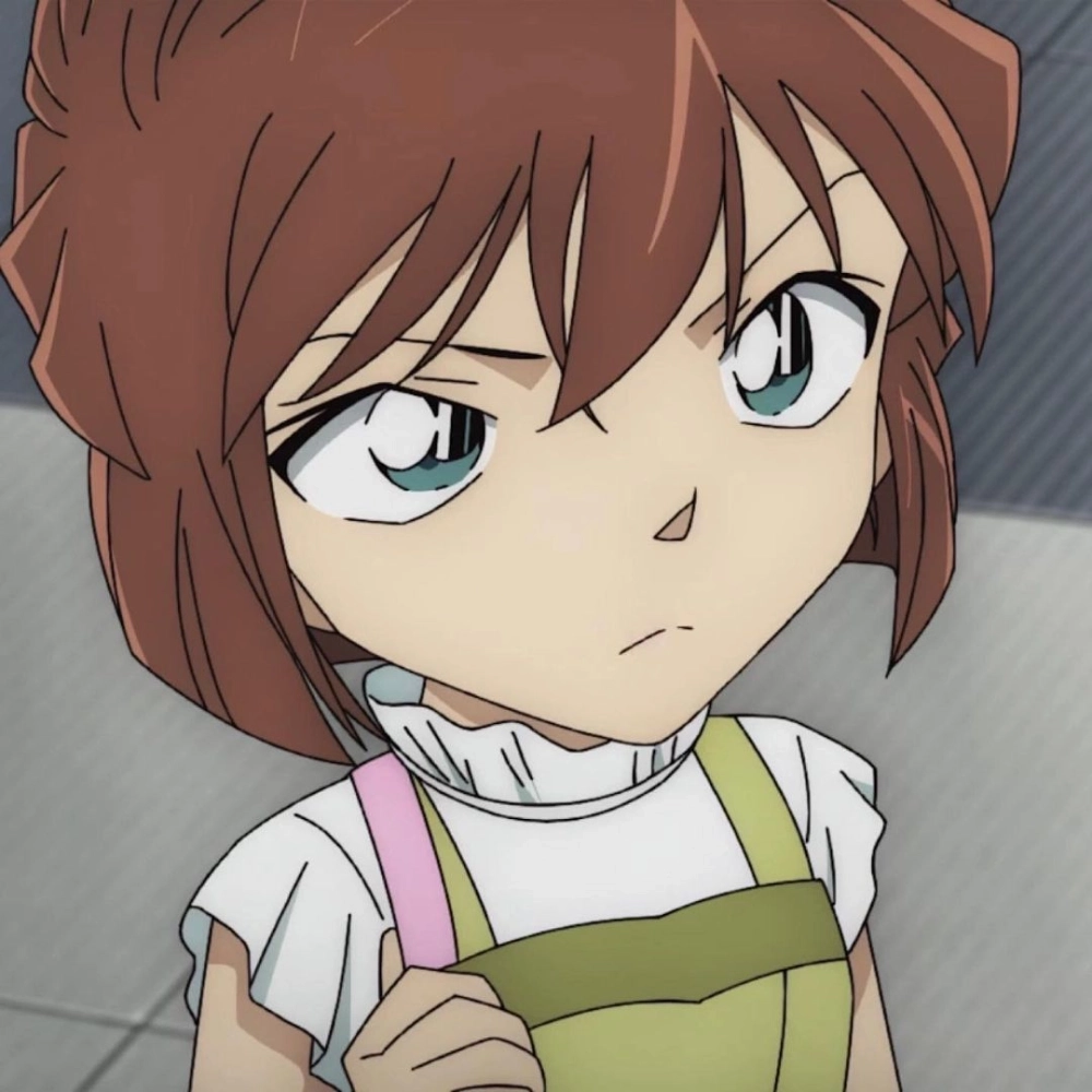 Haibara Ai cosplay rực rỡ làm bạn mê