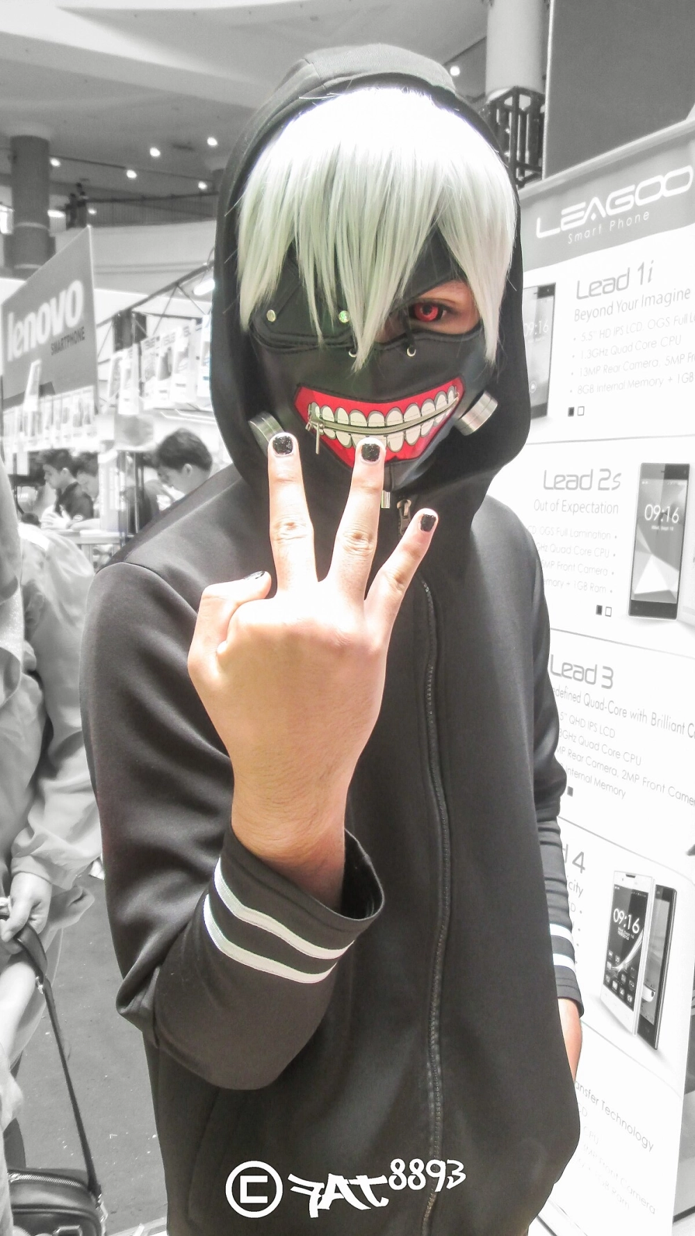Kaneki ken cosplay mask đậm chất ghoul với mặt nạ u ám