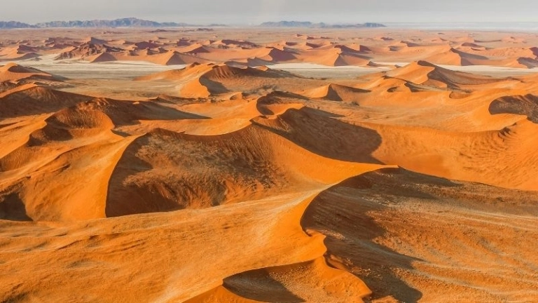 Khám phá Sossusvlei vùng đất cát đỏ nổi tiếng ở Namibia