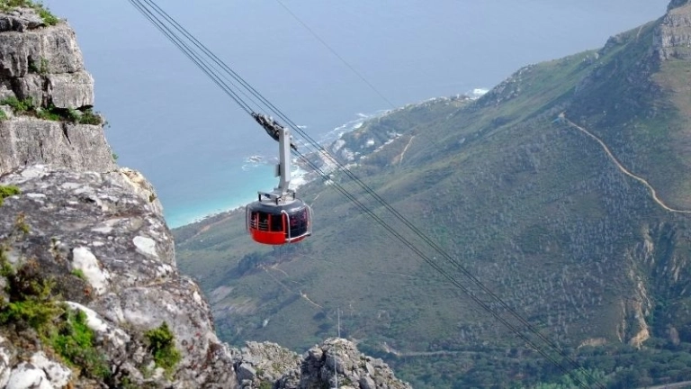 Khám phá Table Mountain ngọn núi biểu tượng của Nam Phi