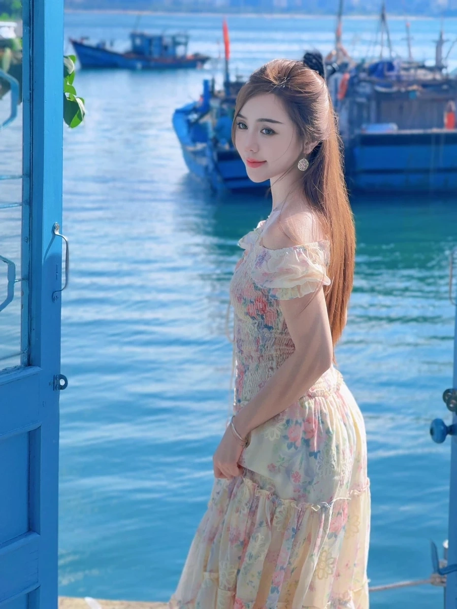 Khám phá tiểu sử Quỳnh Kool và những thành tựu trong sự nghiệp nghệ thuật
