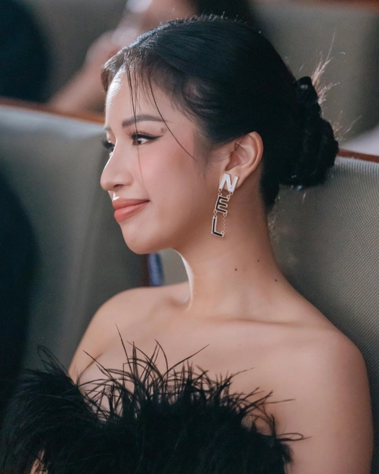 Lâm Bảo Ngọc bùng nổ quyến rũ qua bộ ảnh thời thượng mới