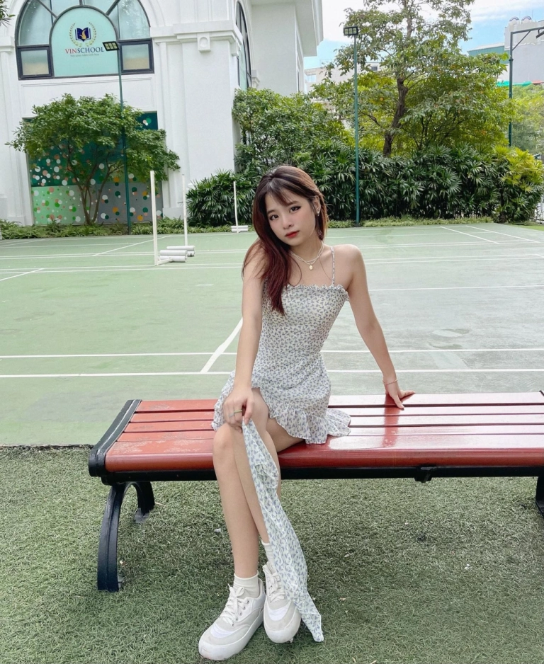 Ngọc Kem khiến công chúng mãn nhãn với bộ ảnh thời thượng