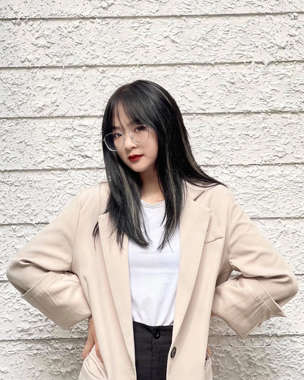 Người yêu Gấm Kami là ai mà khiến cư dân mạng sốt sắng