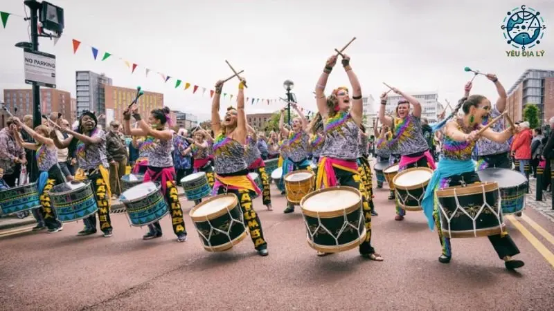 Nhạc Samba và lễ hội hoá trang Nhạc Samba và lễ hội hoá trang