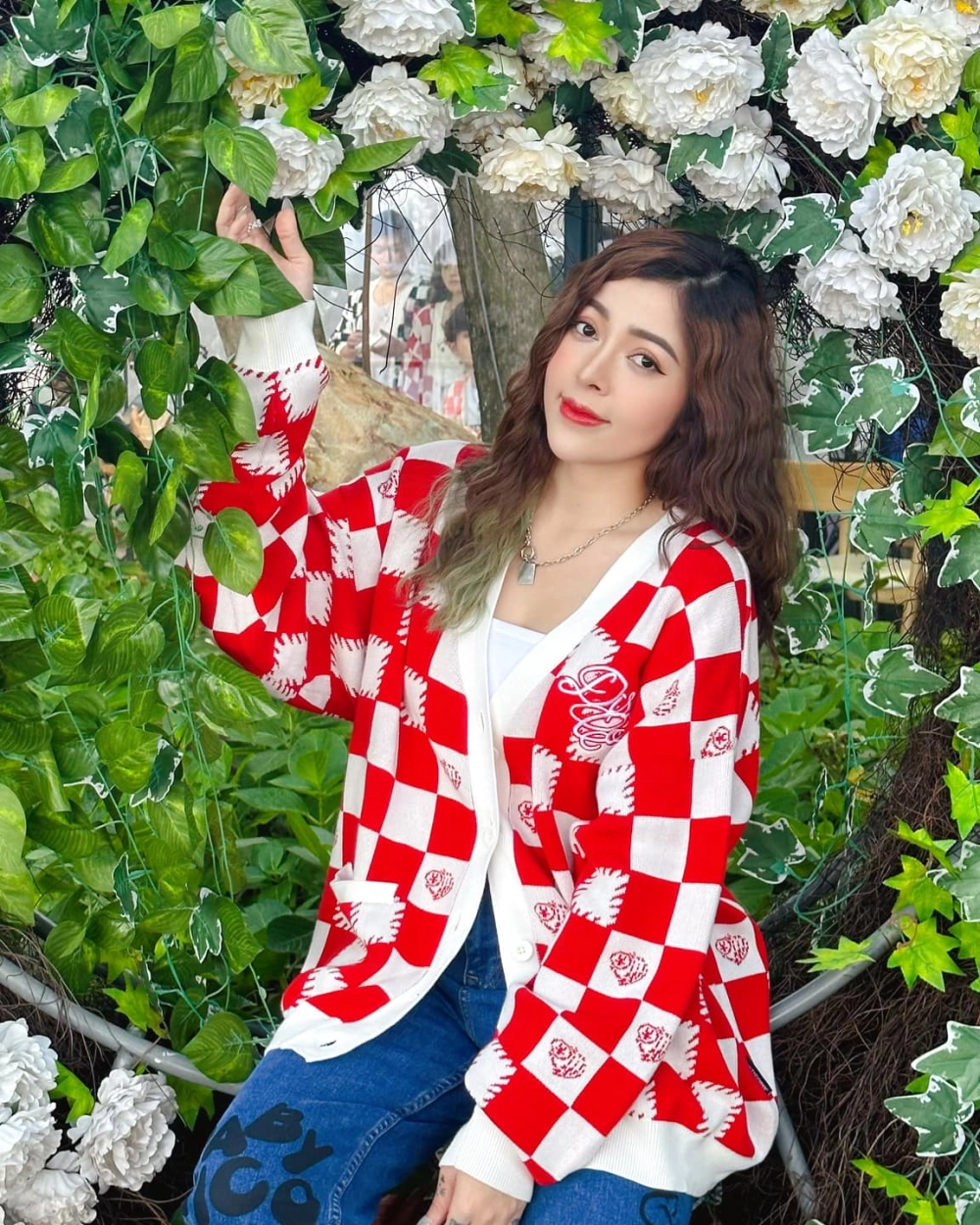 Rất nhiều fan hỏi Linh Barbie quê ở đâu