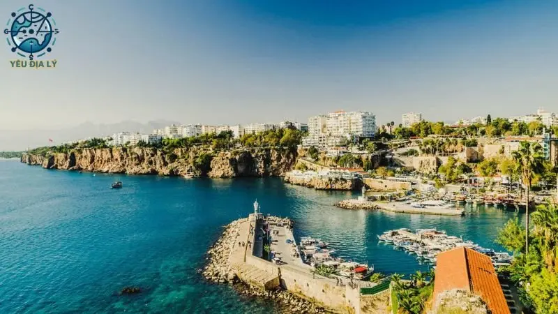 Thành phố ven biển Antalya Thành phố ven biển Antalya