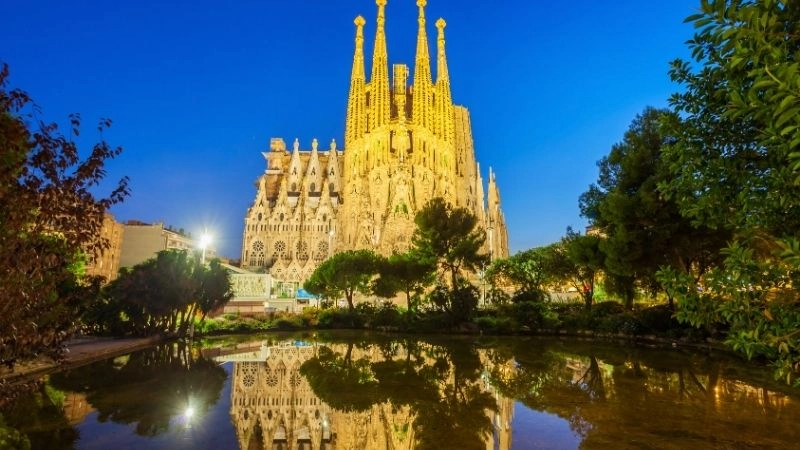 Tháp Sagrada