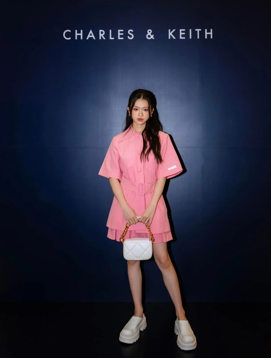 Tiểu sử của Linh Ka